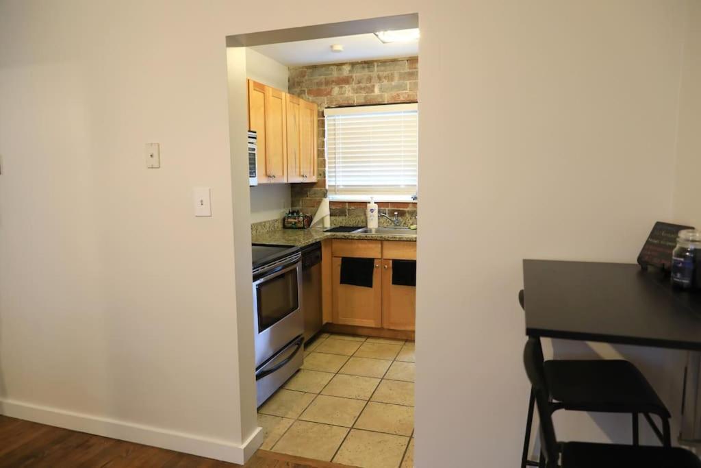 Entire Atlanta Condo Minutes From Downtown Экстерьер фото